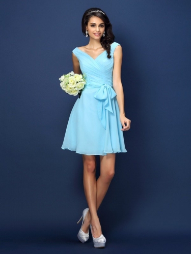 A-Line/Princess V-neck Pleats Bowknot Sleeveless Short Chiffon Bridesmaid Dresses