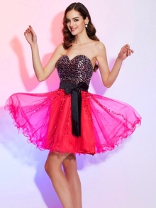 A-Line/Princess Sweetheart Sleeveless Sash/Ribbon/Belt Short Organza Homecoming Dresses