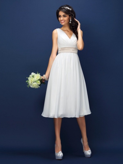 A-Line/Princess V-neck Pleats Sleeveless Short Chiffon Bridesmaid Dresses [50128]