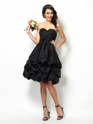 A-Line/Princess Sweetheart Bowknot Sleeveless Short Taffeta Bridesmaid Dresses