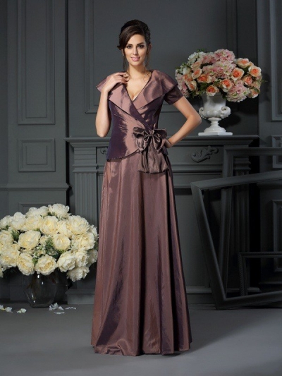 A-Line/Princess V-neck Bowknot Short Sleeves Long Taffeta Mother of the Bride Dresses