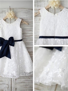 A-line/Princess Scoop Sleeveless Bowknot Floor-Length Lace Flower Girl Dresses