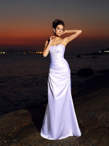 Trumpet/Mermaid Sweetheart Sleeveless Long Satin Beach Wedding Dresses