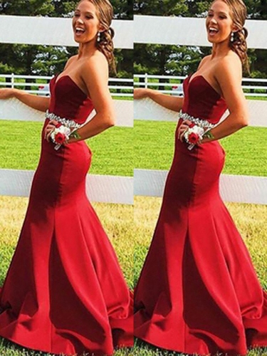 Trumpet/Mermaid Sleeveless Sweetheart Satin Beading Sweep/Brush Train Dresses