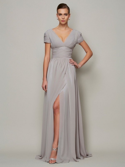 A-Line/Princess V-neck Short Sleeves Long Chiffon Mother of the Bride Dresses [40270]