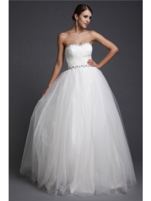 A-Line/Princess Sweetheart Sleeveless Long Beading Net Dresses