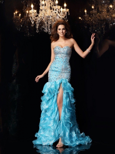 Trumpet/Mermaid Sweetheart Beading Sleeveless High Low Organza Dresses