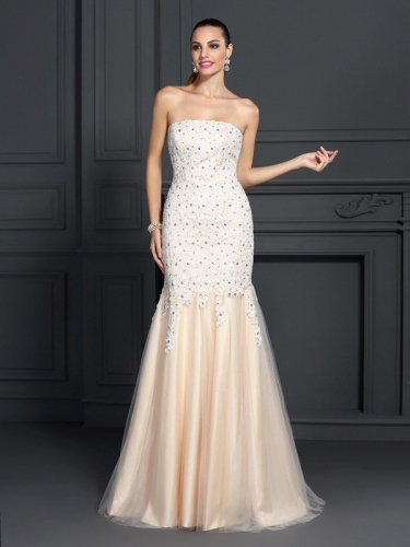 Trumpet/Mermaid Strapless Lace Sleeveless Long Satin Dresses