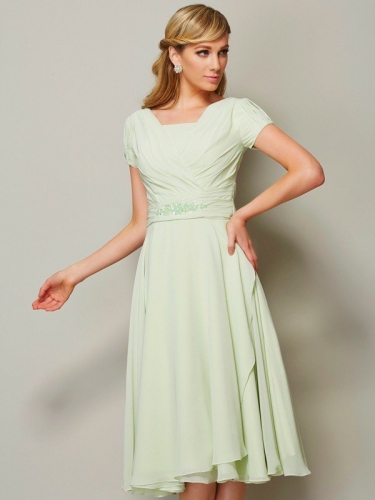 Sheath/Column Bateau Short Sleeves Ruffles Short Chiffon Bridesmaid Dresses