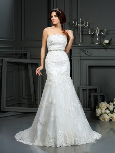 Trumpet/Mermaid Strapless Beading Sleeveless Long Lace Wedding Dresses [50073]