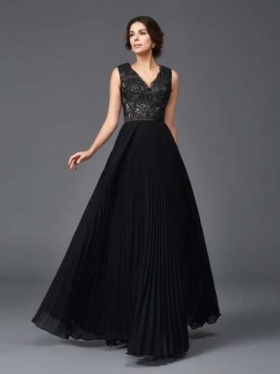 A-Line/Princess V-neck Lace Sleeveless Long Chiffon Mother of the Bride Dresses [60542]