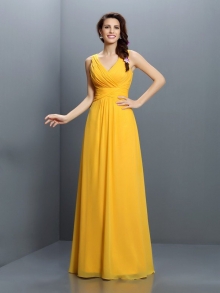 A-Line/Princess V-neck Pleats Sleeveless Long Chiffon Bridesmaid Dresses