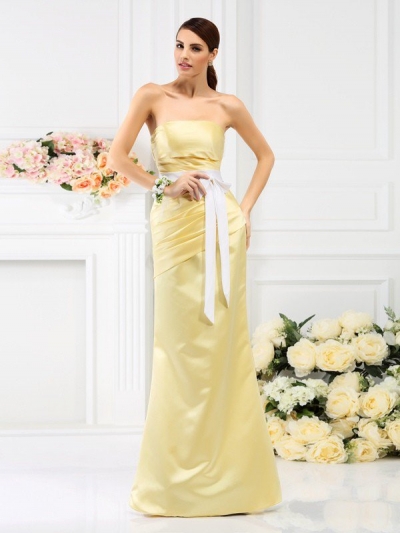 Trumpet/Mermaid Strapless Pleats Sleeveless Long Satin Bridesmaid Dresses