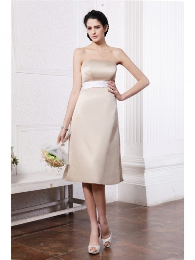 A-Line/Princess Strapless Sleeveless Sash Short Satin Bridesmaid Dresses