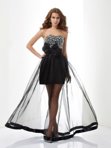 A-Line/Princess Sweetheart Sleeveless Beading Long Organza Dresses