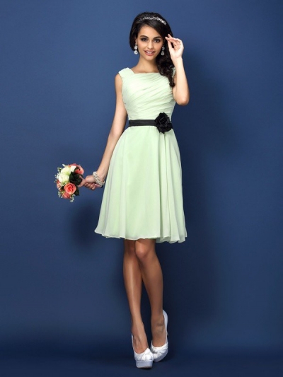 A-Line/Princess Bateau Pleats Sleeveless Short Chiffon Bridesmaid Dresses [50360]