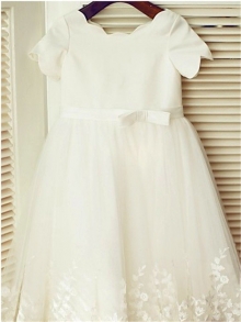 A-line/Princess Scoop Short Sleeves Floor-Length Lace Flower Girl Dresses