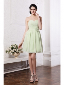 A-Line/Princess Sweetheart Sleeveless Pleats Hand-Made Flower Chiffon Bridesmaid Dresses